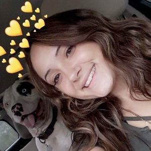 Meet your Posher, Zoyya